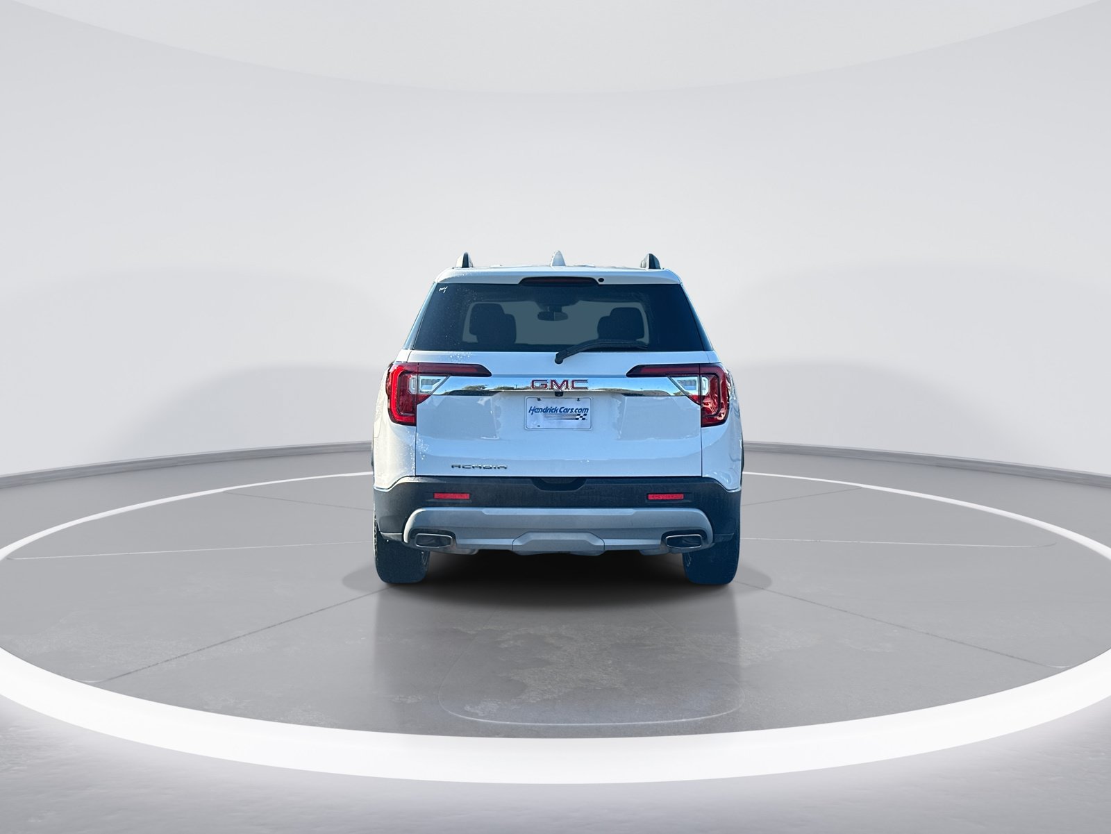 Used 2023 GMC Acadia SLE w/ Driver Convenience Package FWD image 8