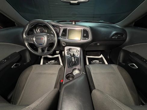 Used 2016 Dodge Challenger R/T RWD image 13