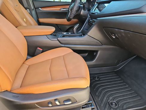 Used 2023 Cadillac XT5 Premium Luxury image 22