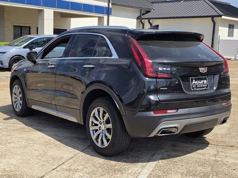 Used 2023 Cadillac XT4 Premium Luxury image 7
