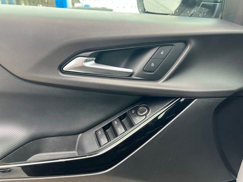 Certified 2025 Chevrolet Equinox LT image 28