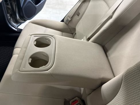 Used 2017 Subaru Outback 2.5i Premium AWD/4WD image 37