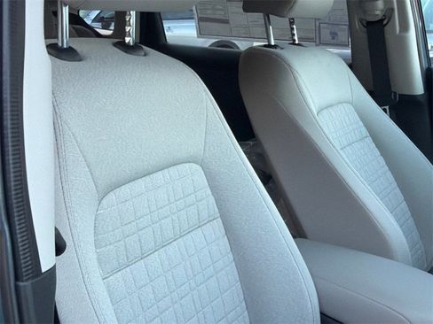 New 2026 Honda HR-V LX image 9