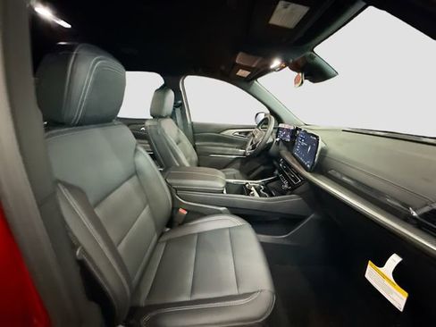 New 2026 Chevrolet Traverse LT w/ LPO, Floor Liner Package AWD/4WD image 30