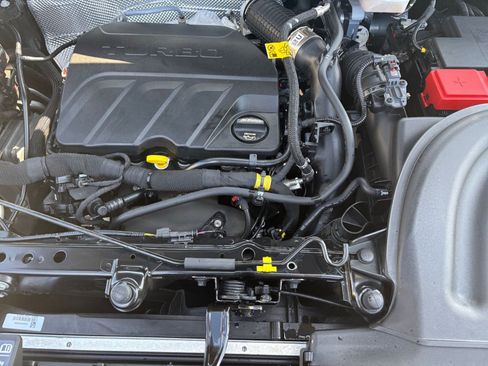 Used 2025 Buick Encore GX Preferred image 30