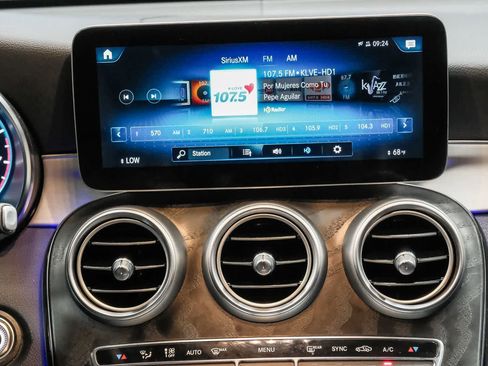 Used 2022 Mercedes-Benz GLC 300 image 16