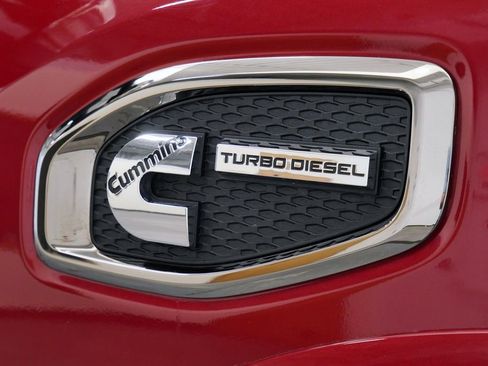 Used 2017 Nissan Titan Platinum Reserve AWD/4WD image 10