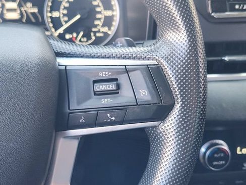 Used 2023 Mitsubishi Outlander ES FWD image 30