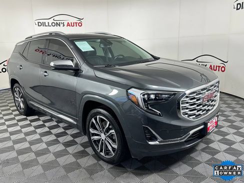 Used 2020 GMC Terrain Denali w/ GMC Pro Grade Package AWD/4WD image 11