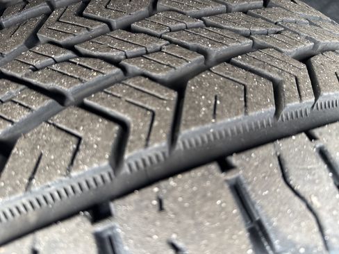 Used 2024 Chevrolet Silverado 1500 High Country image 11