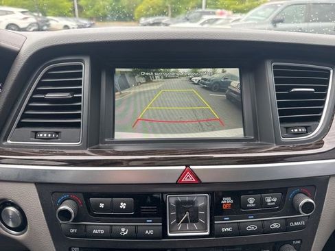 Used 2018 Genesis G80 3.8 w/ Option Group 02 RWD image 14