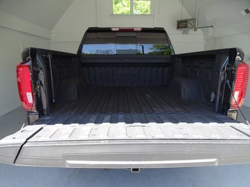 Used 2023 GMC Sierra 1500 AT4 w/ AT4 Preferred Package AWD/4WD image 22