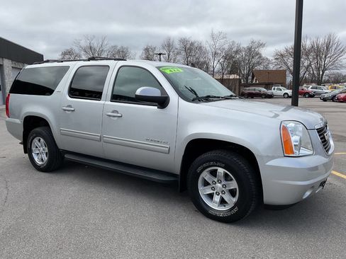 Used 2011 GMC Yukon XL SLT image 10