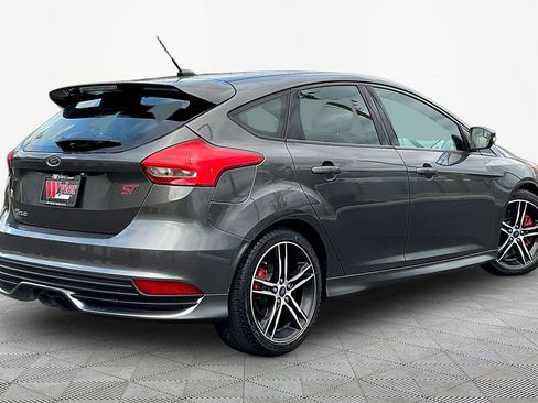 Used 2015 Ford Focus ST w/ Equipment Group 402A FWD image 6