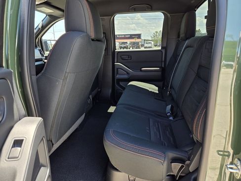 Used 2026 Nissan Frontier PRO-4X w/ Pro-4x Convenience Package AWD/4WD image 11