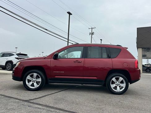 Used 2012 Jeep Compass Latitude image 2