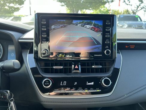 Used 2021 Toyota Corolla SE FWD image 18