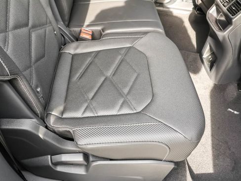 New 2026 Volkswagen Atlas Cross Sport SE FWD image 40