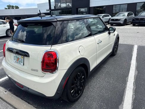 Used 2020 MINI Cooper 2-Door Hardtop FWD image 15