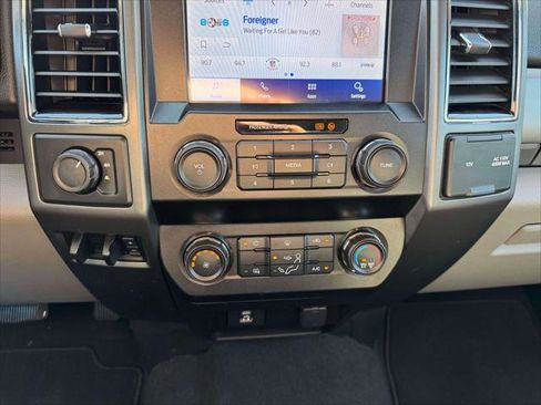 Used 2021 Ford F250 XLT w/ XLT Value Package AWD/4WD image 30