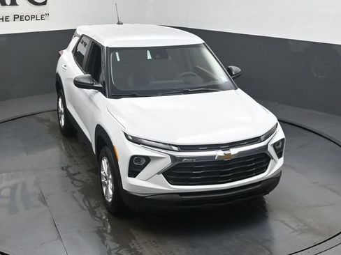 New 2026 Chevrolet TrailBlazer LS w/ LS Convenience Package AWD/4WD image 25