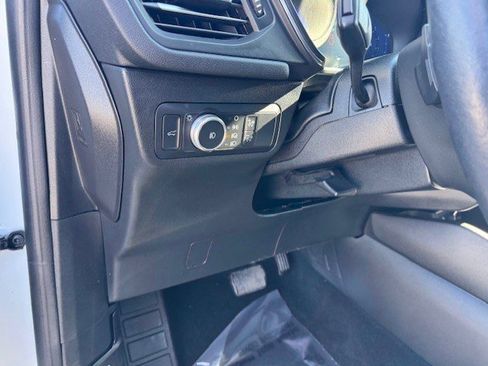 Used 2020 Ford Escape Titanium image 13