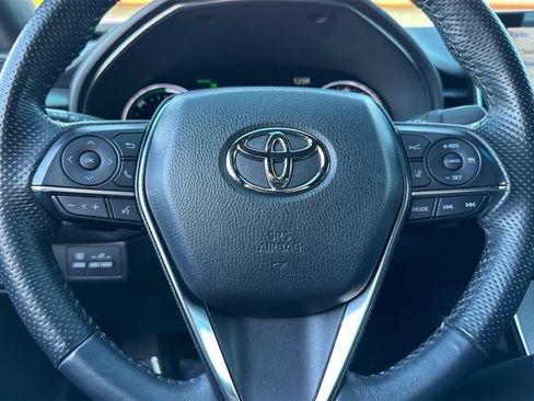 Used 2022 Toyota Avalon XSE image 21