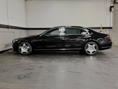New 2026 Mercedes-Benz Maybach S 680 4MATIC image 9