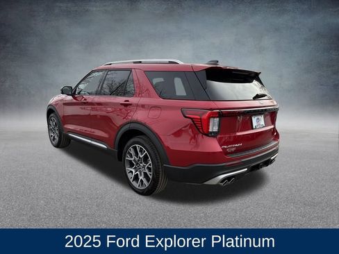 Used 2025 Ford Explorer Platinum w/ Ultimate Package image 3