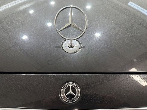 Used 2022 Mercedes-Benz S 500 S 500 image 12