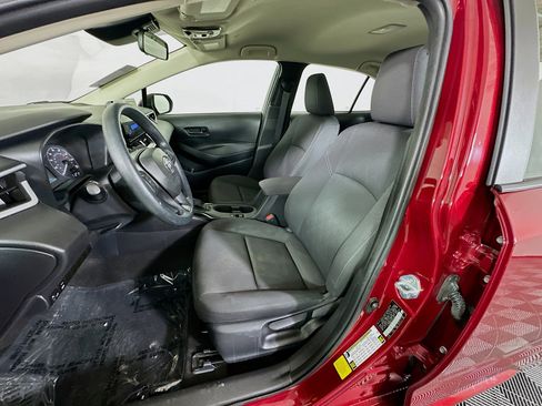 Used 2024 Toyota Corolla LE FWD image 12