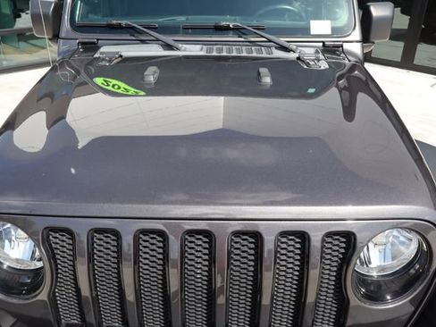 Used 2022 Jeep Wrangler Unlimited Sport AWD/4WD image 16