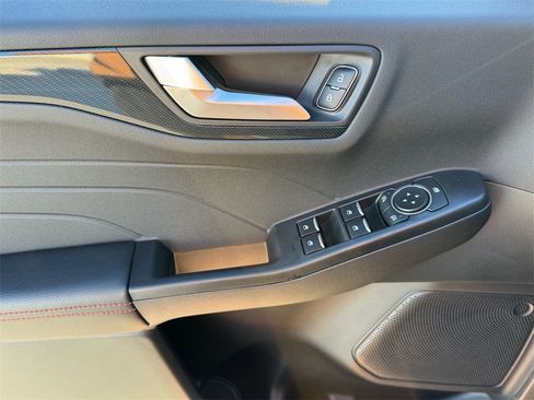 New 2026 Ford Escape ST-Line image 5
