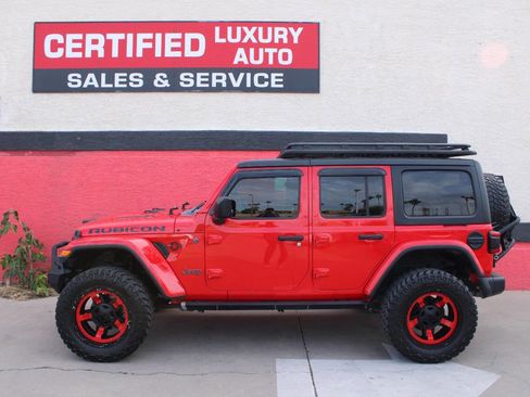 Used 2018 Jeep Wrangler Unlimited Rubicon w/ Dual Top Group image 4