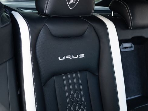 Used 2023 Lamborghini Urus S AWD/4WD image 78