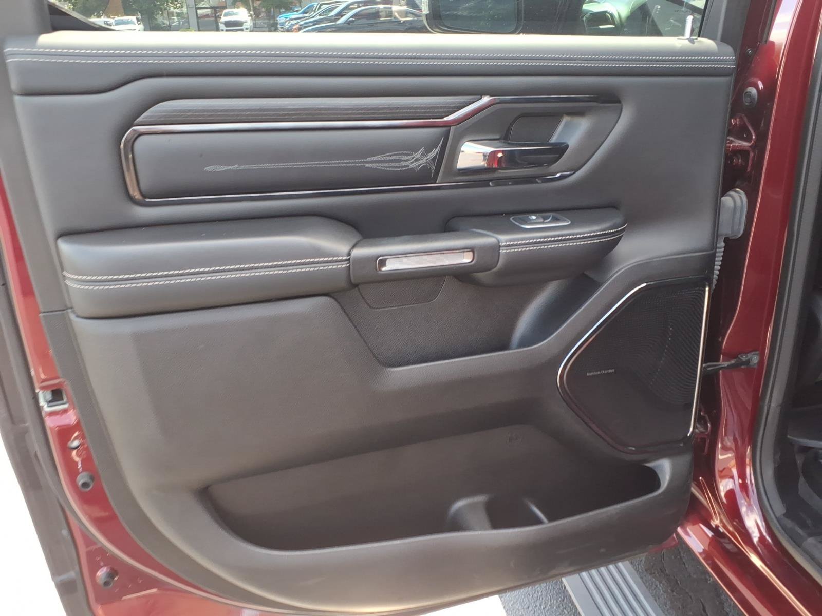 Used 2023 RAM 1500 Limited AWD/4WD image 16