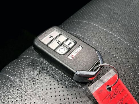 Used 2018 Honda Accord EX-L image 18