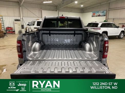 Used 2024 RAM 1500 Laramie AWD/4WD image 11