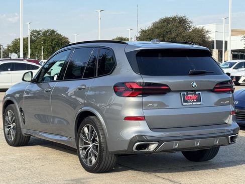 Used 2026 BMW X5 xDrive40i AWD/4WD image 4