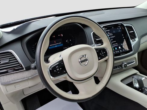 Used 2023 Volvo XC90 B6 Plus w/ Protection Package Premier AWD/4WD image 12