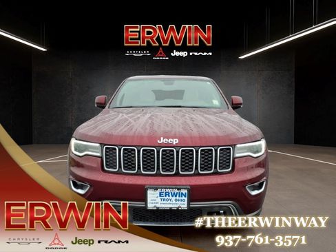 Used 2018 Jeep Grand Cherokee Limited AWD/4WD image 2