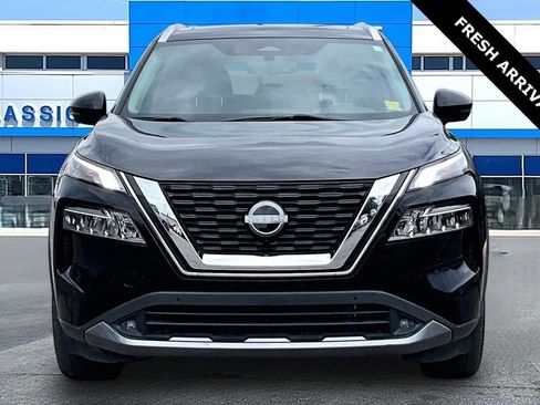 Used 2022 Nissan Rogue SL w/ SL Premium Package FWD image 2