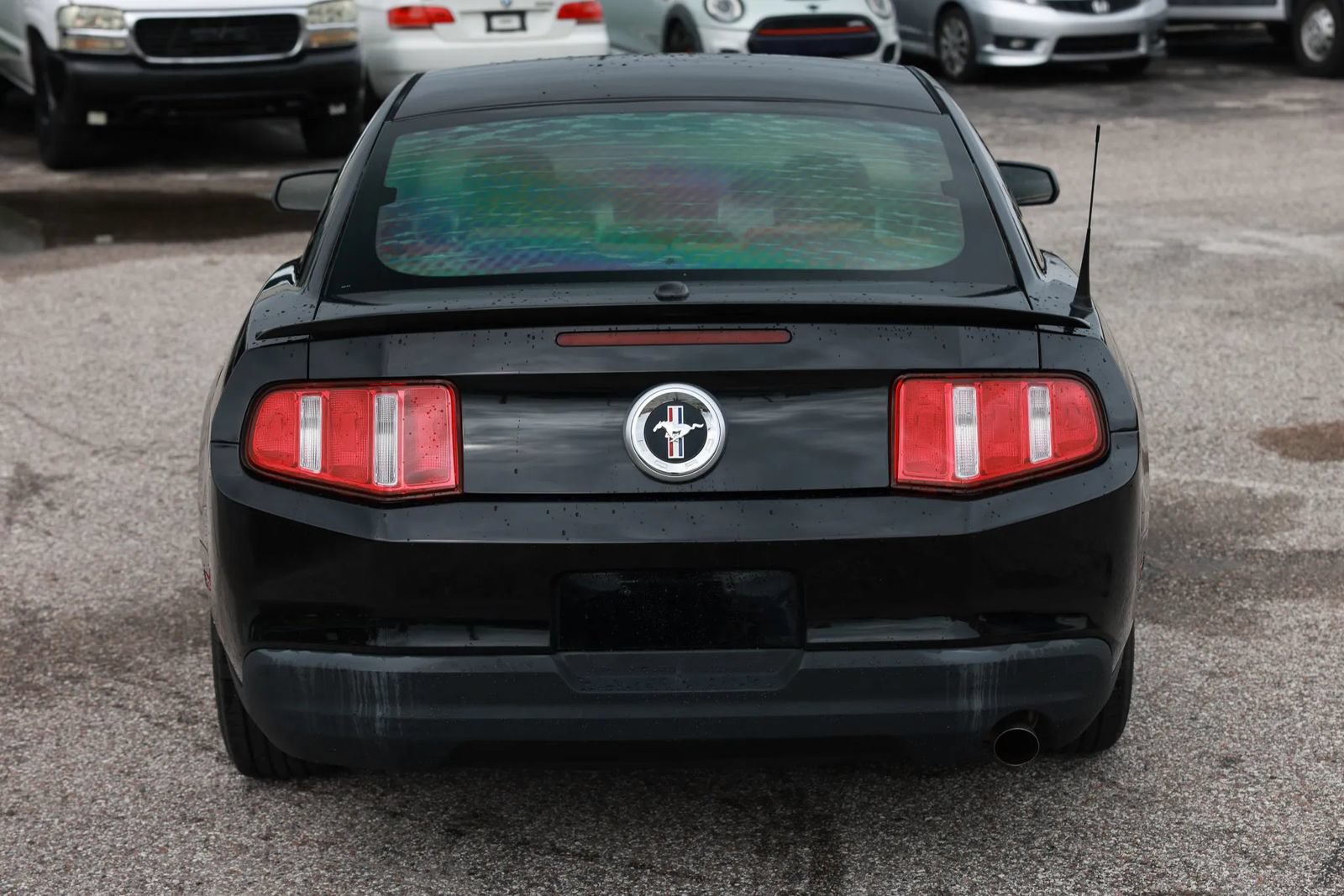 Used 2010 Ford Mustang Coupe RWD image 5