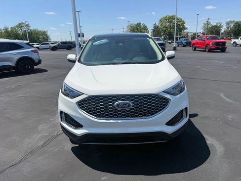 Used 2024 Ford Edge SEL w/ Convenience Package AWD/4WD image 2