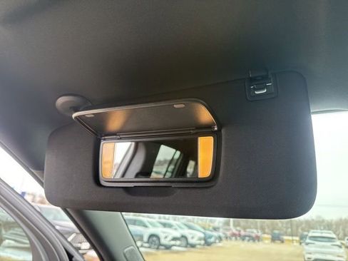 Used 2025 Chevrolet Traverse Z71 w/ Enhanced Driving Package image 37