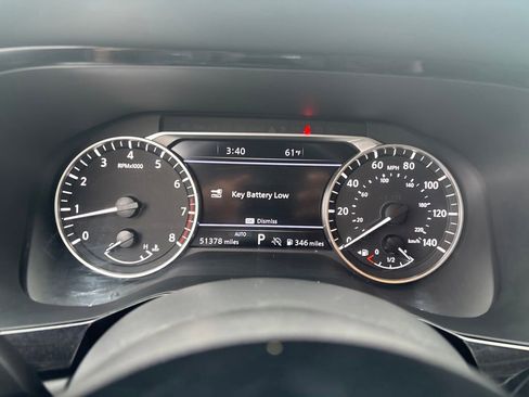 Used 2023 Nissan Pathfinder SL AWD/4WD image 19