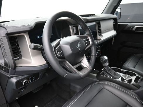 New 2026 Ford Bronco Outer Banks AWD/4WD image 18