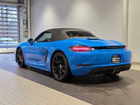 Used 2024 Porsche 718 Boxster S RWD image 3