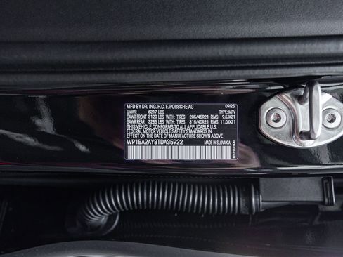 New 2026 Porsche Cayenne Coupe image 40