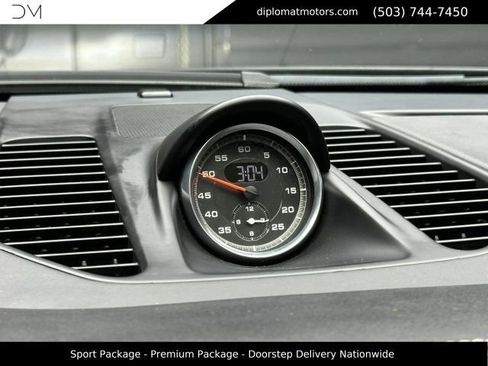Used 2017 Porsche 911 Carrera 4S AWD/4WD image 40